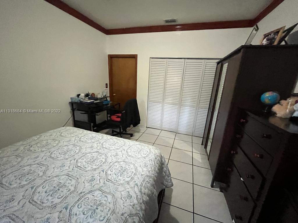 See details / 2903 sq. ft. $ 2022-12-22 0 Photo