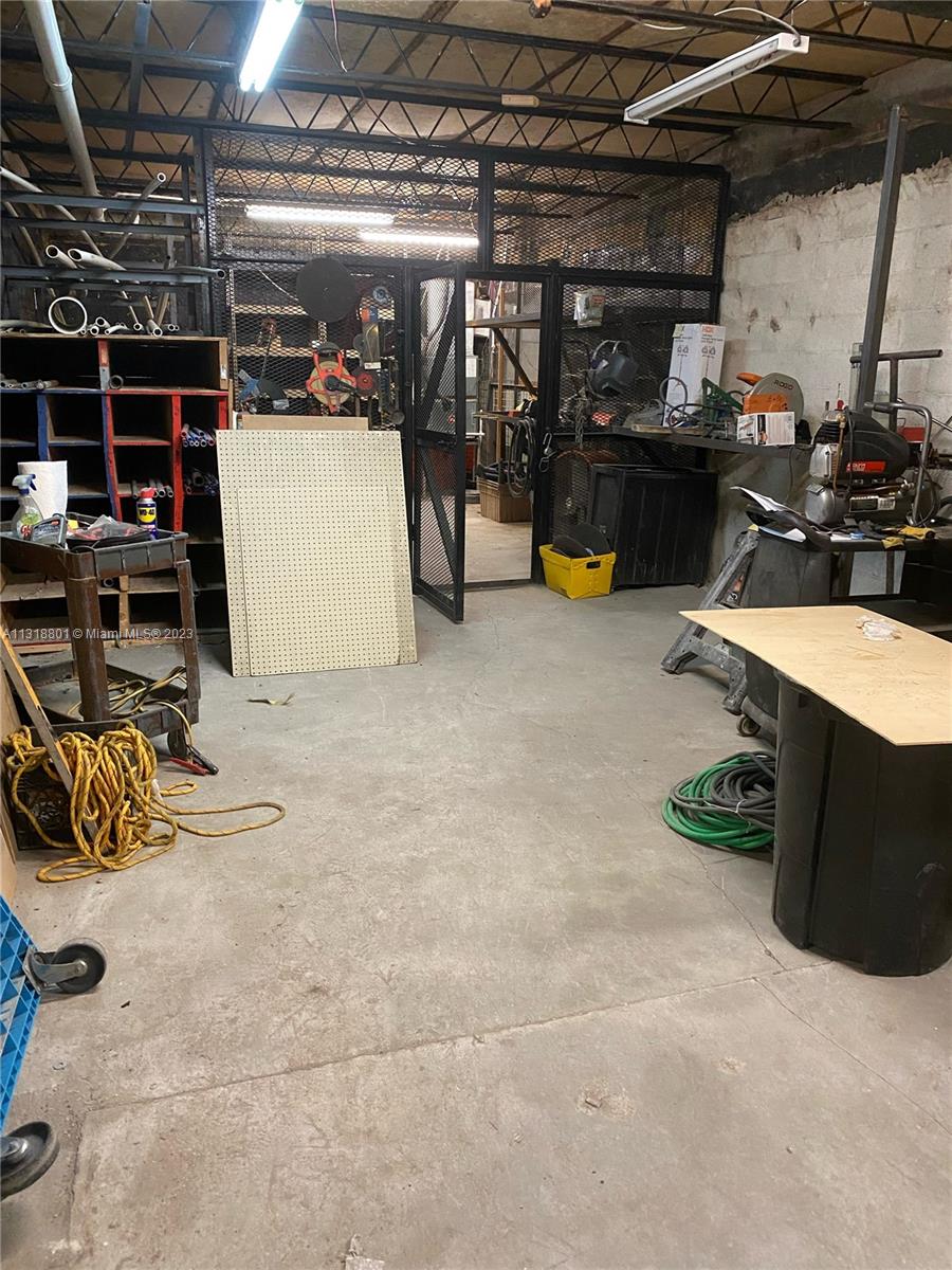 See details / sq. ft. $ 2022-12-22 0 Photo