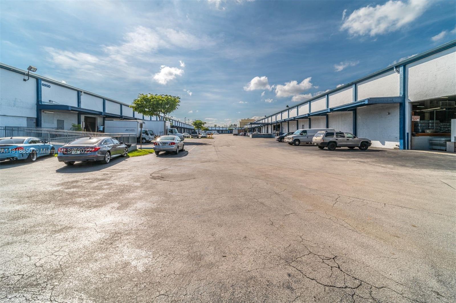 See details / sq. ft. $ 2022-12-22 0 Photo