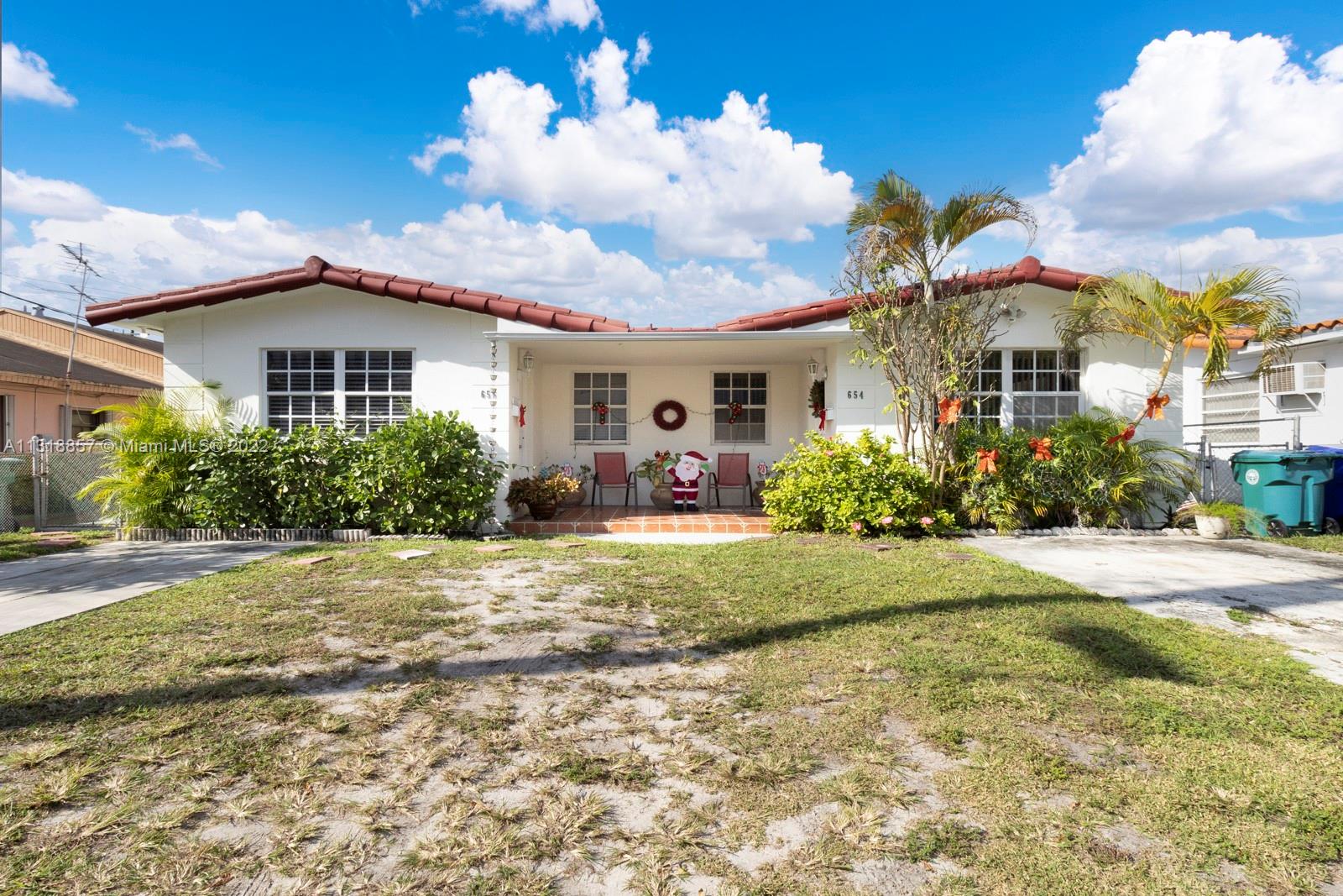 See details / 1336 sq. ft. $ 2022-12-22 0 Photo