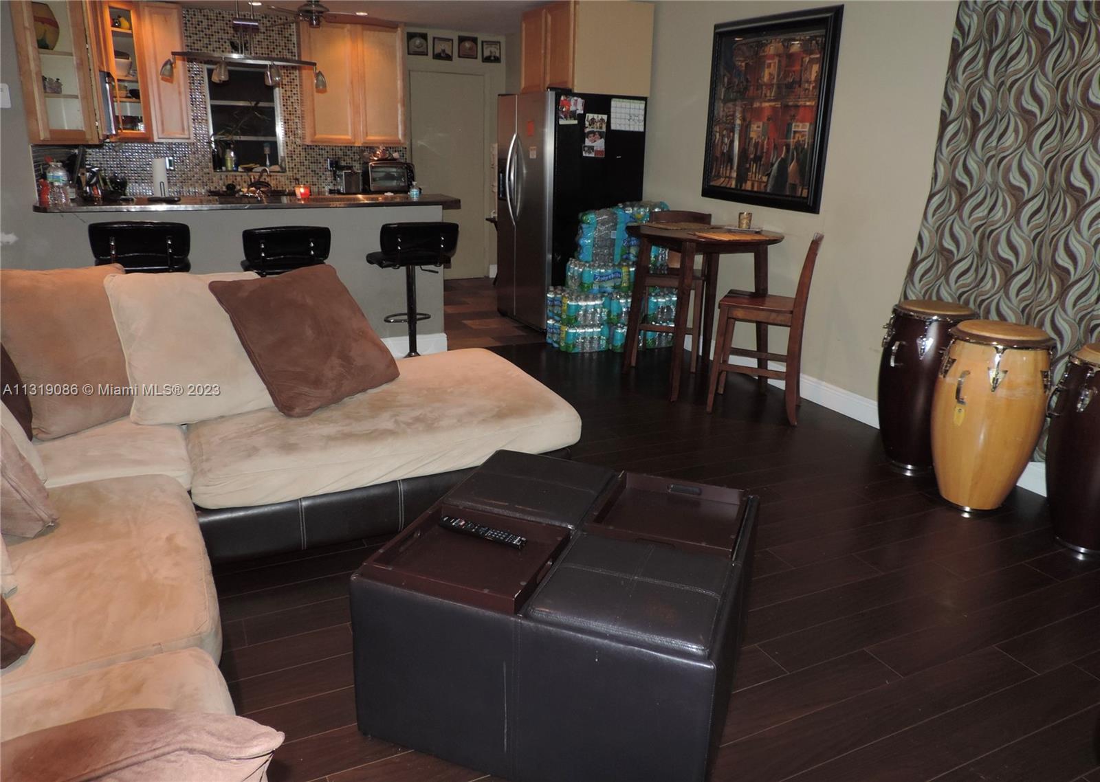 See details / 1668 sq. ft. $ 2023-01-21 0 Photo