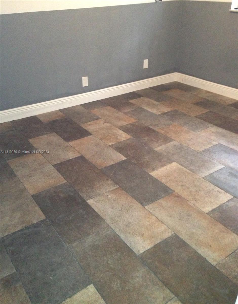 See details / 1668 sq. ft. $ 2023-01-21 0 Photo