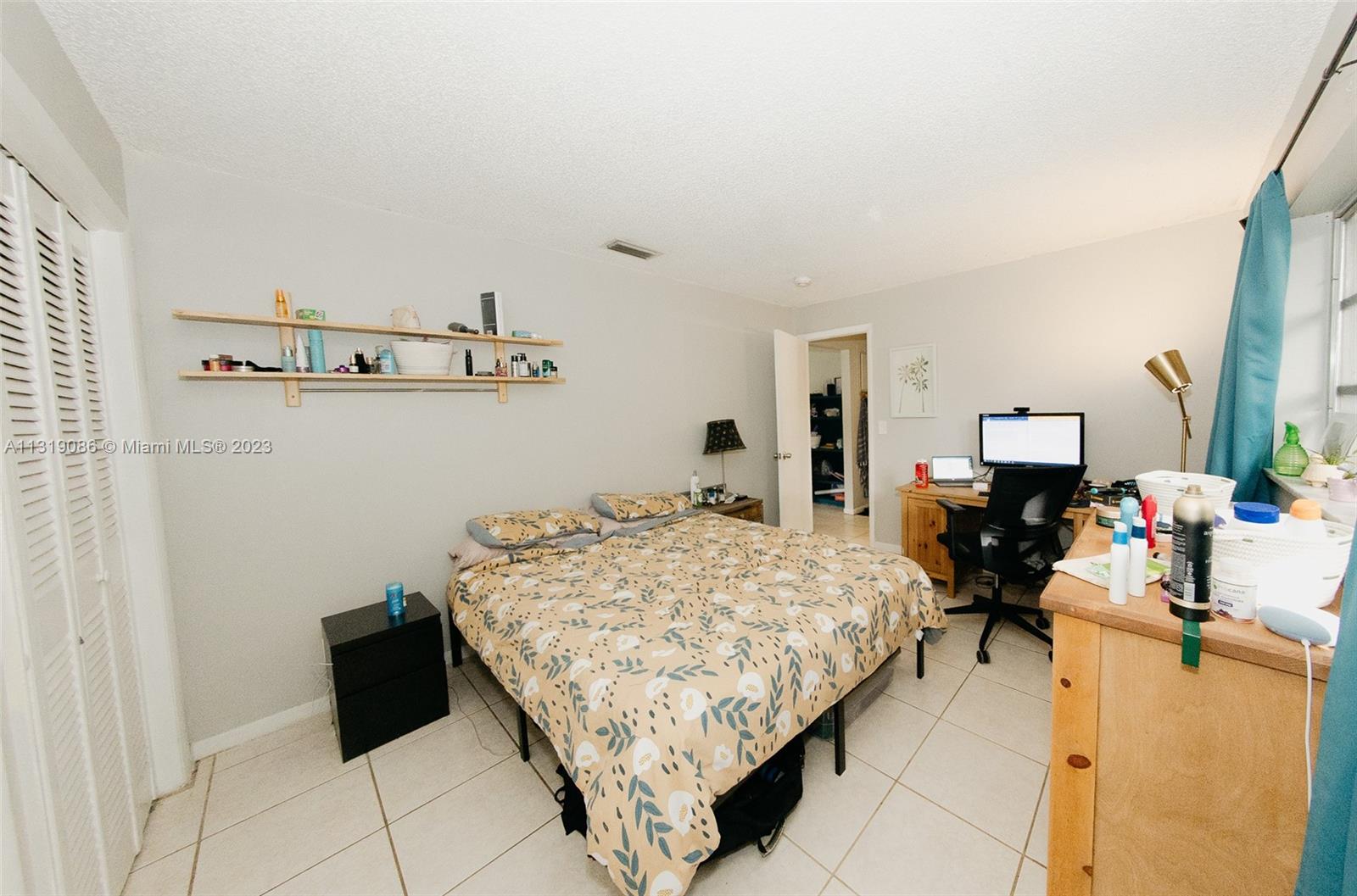 See details / 1668 sq. ft. $ 2023-01-21 0 Photo