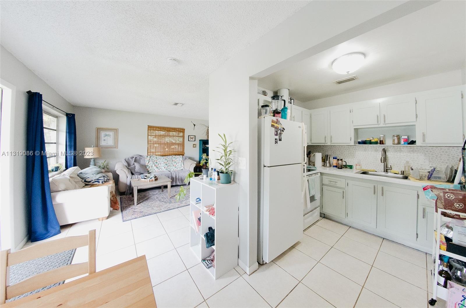 See details / 1668 sq. ft. $ 2023-01-21 0 Photo