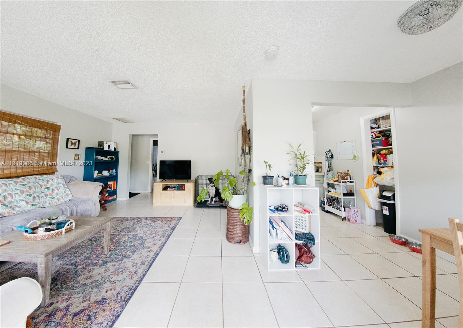 See details / 1668 sq. ft. $ 2023-01-21 0 Photo