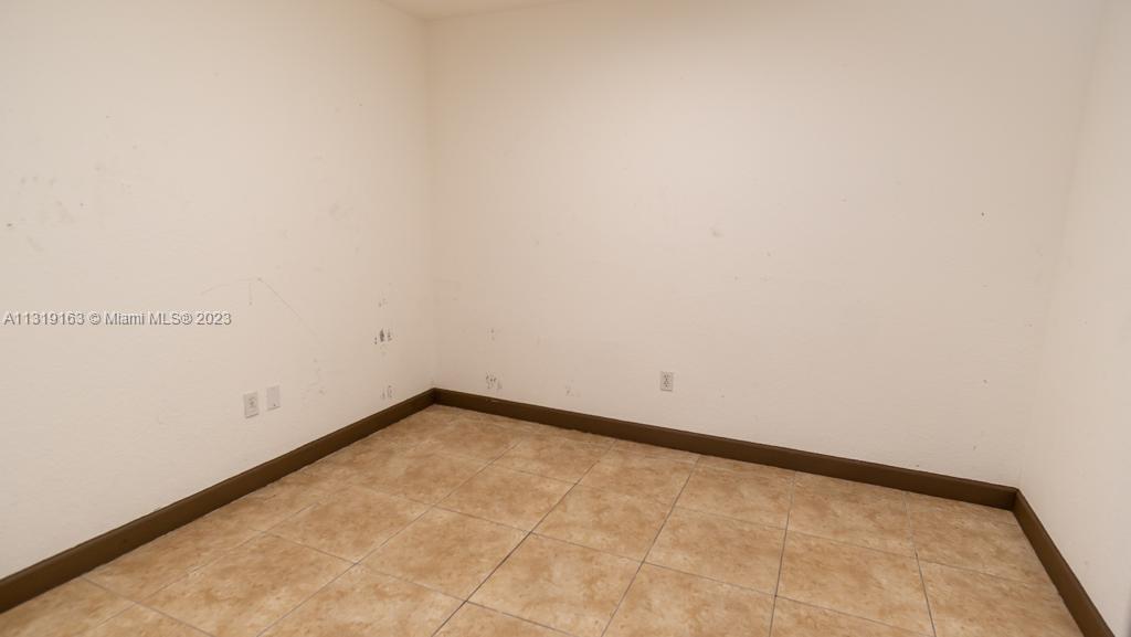 See details / sq. ft. $ 2022-12-23 0 Photo