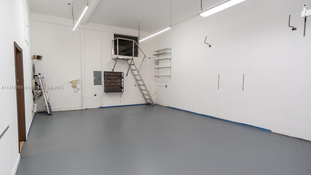 See details / sq. ft. $ 2022-12-23 0 Photo