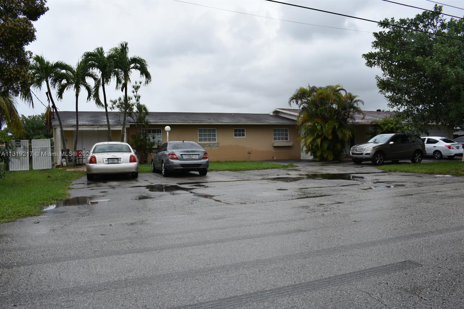 See details / 3118 sq. ft. $ 2023-01-24 0 Photo
