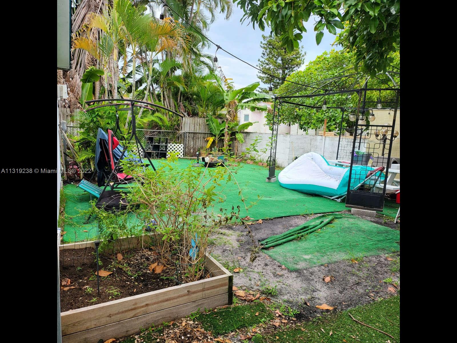 See details / 1595 sq. ft. $ 2022-12-24 0 Photo