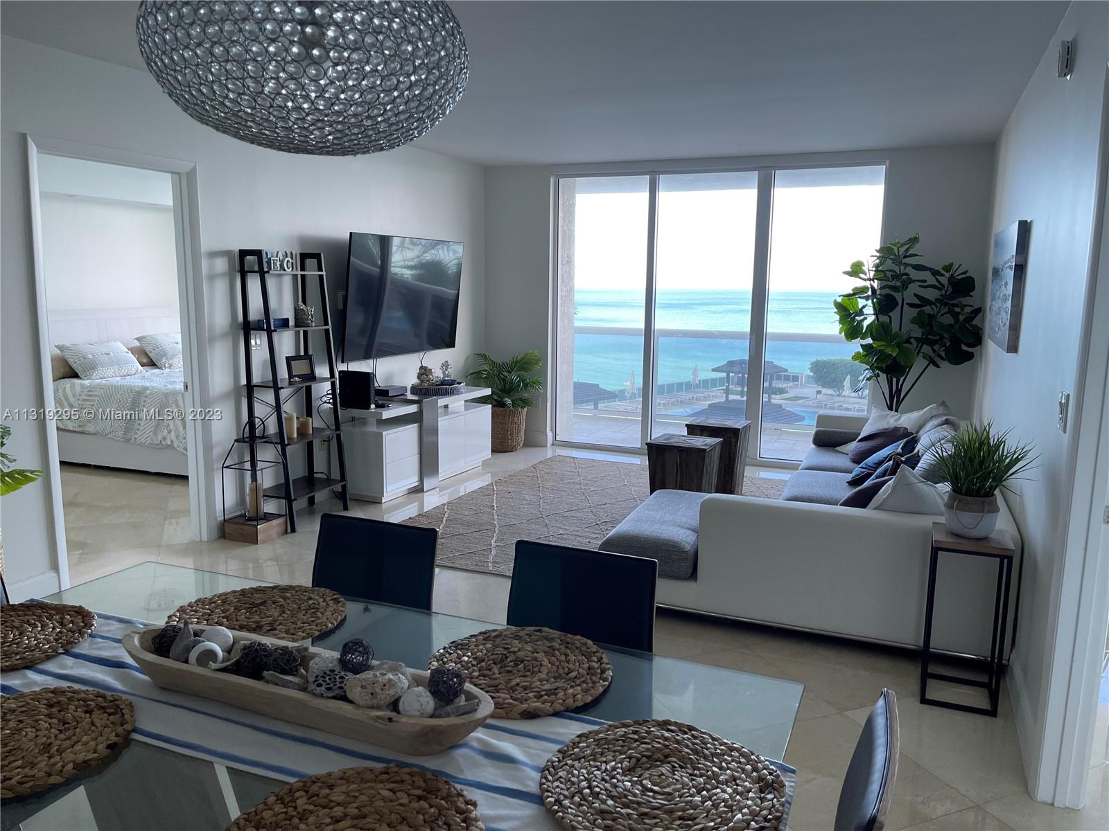 Ver detalles 903 3 / 3 1841 sq. ft. $ 2022-12-25 0 foto