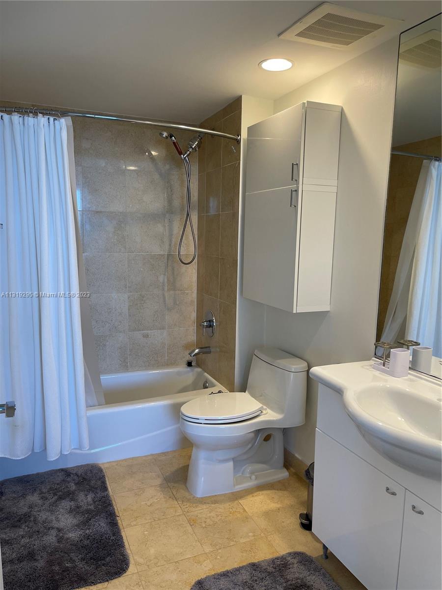 Ver detalles 903 3 / 3 1841 sq. ft. $ 2022-12-25 0 foto