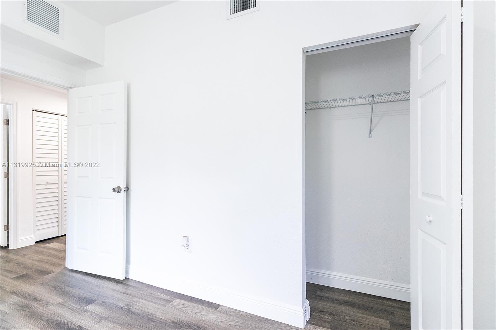 See details / 0 sq. ft. $ 2022-12-28 0 Photo