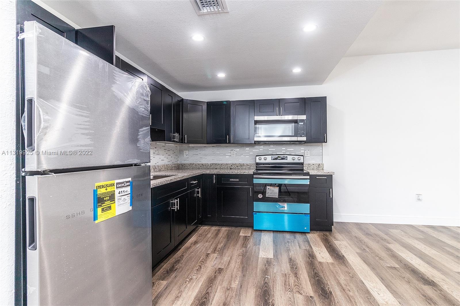 See details / 0 sq. ft. $ 2022-12-28 0 Photo