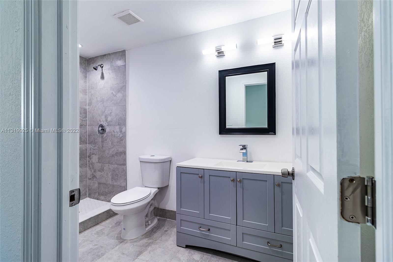 See details / 0 sq. ft. $ 2022-12-28 0 Photo