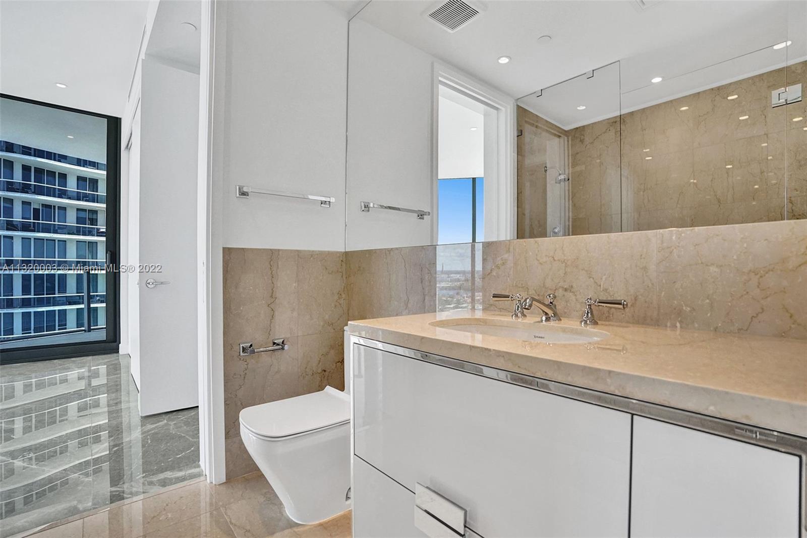 See details 1901 4 / 5 2688 sq. ft. $ 2022-12-28 0 Photo
