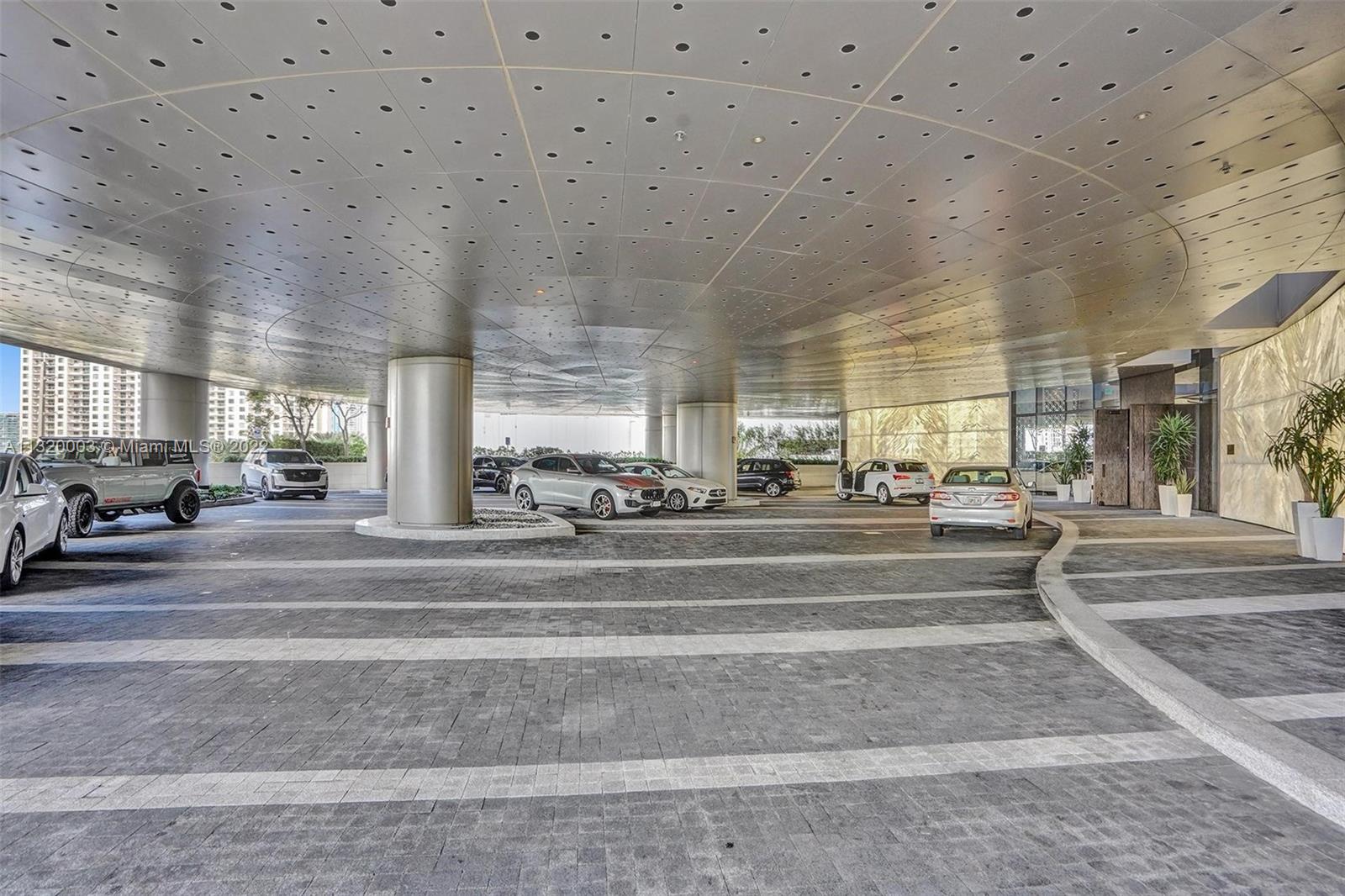 See details 1901 4 / 5 2688 sq. ft. $ 2022-12-28 0 Photo
