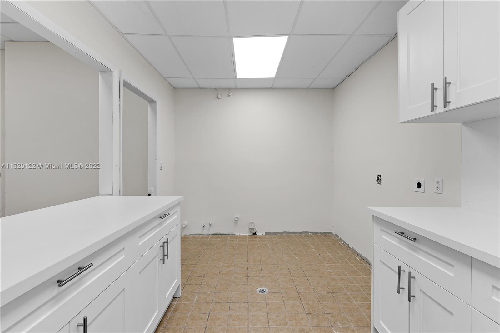 See details 124 / sq. ft. $ 2022-12-28 0 Photo
