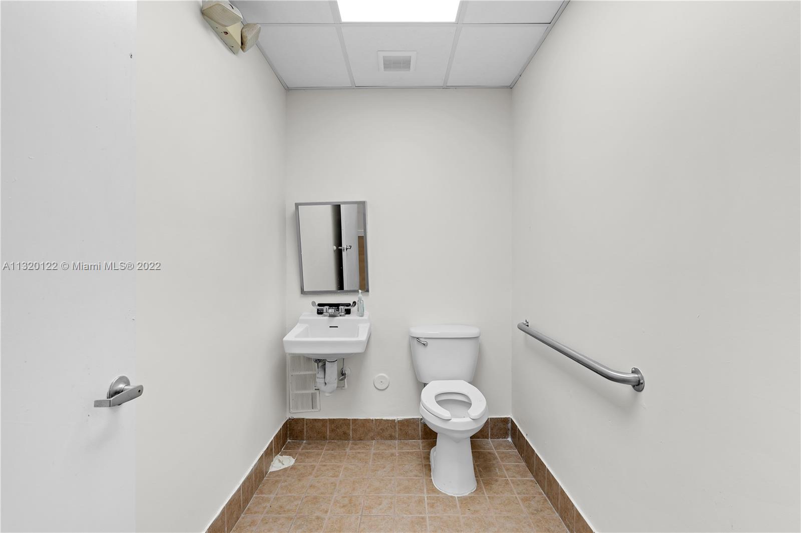 See details 124 / sq. ft. $ 2022-12-28 0 Photo