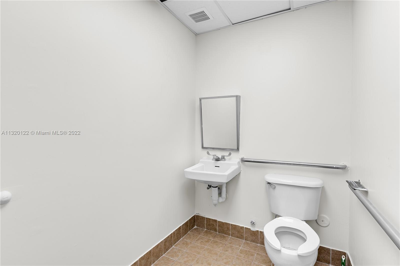 See details 124 / sq. ft. $ 2022-12-28 0 Photo