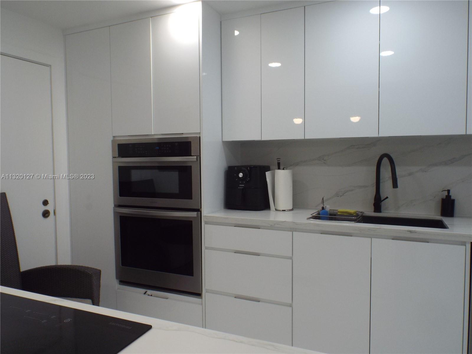 Photo of 1904 Ocean Dr #602, Hallandale Beach, Florida, 33009 -