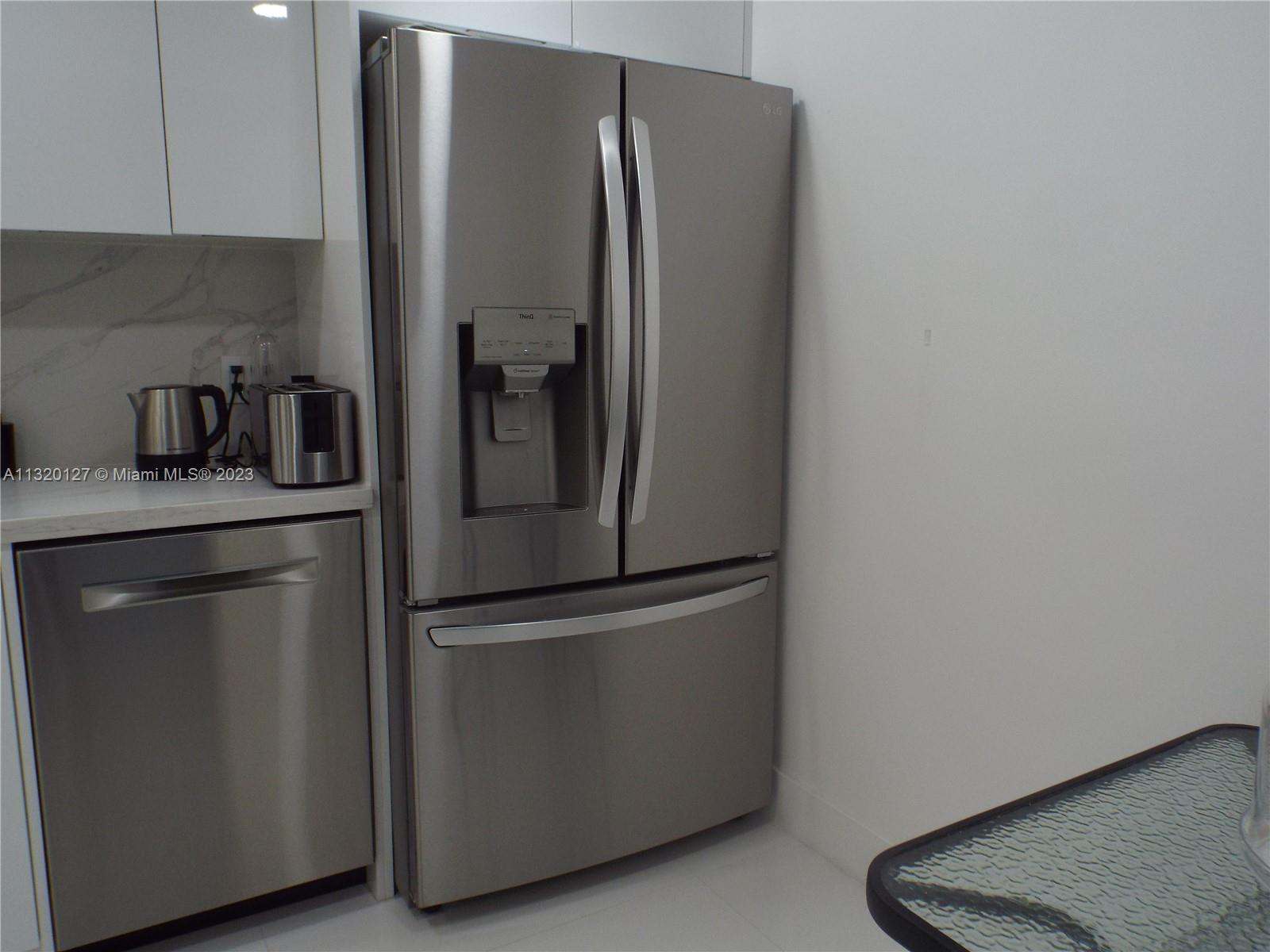 Photo of 1904 Ocean Dr #602, Hallandale Beach, Florida, 33009 -