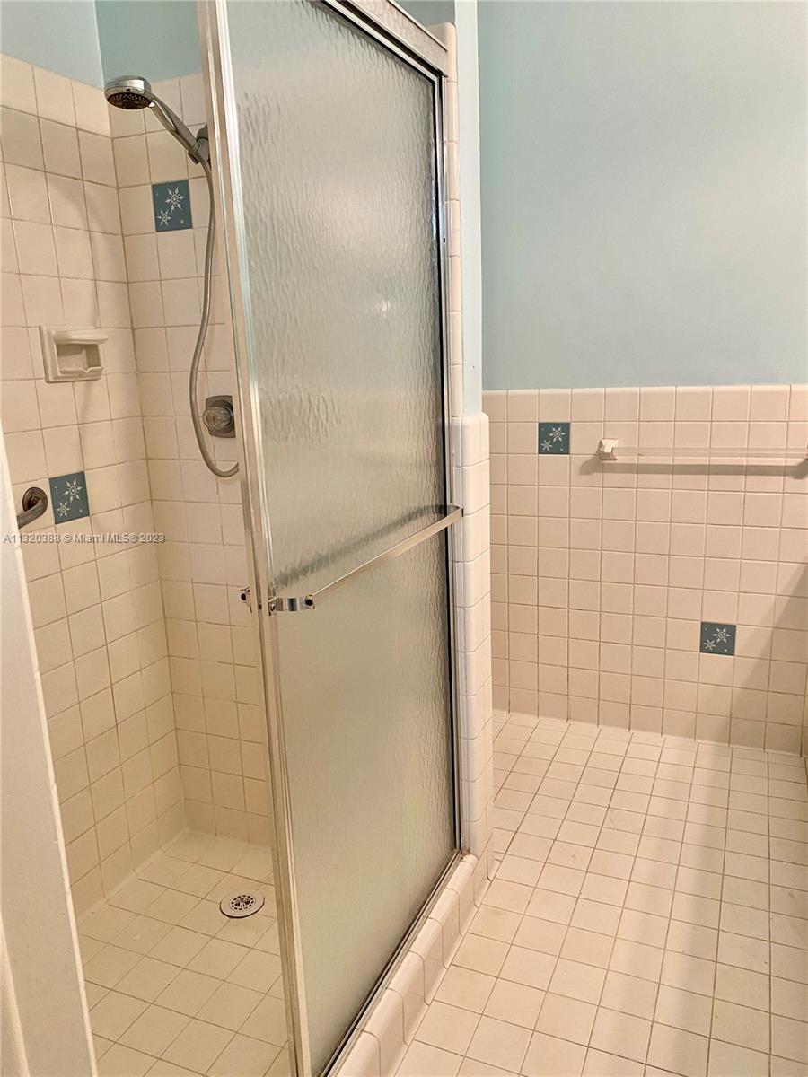 See details / 3113 sq. ft. $ 2022-12-29 0 Photo