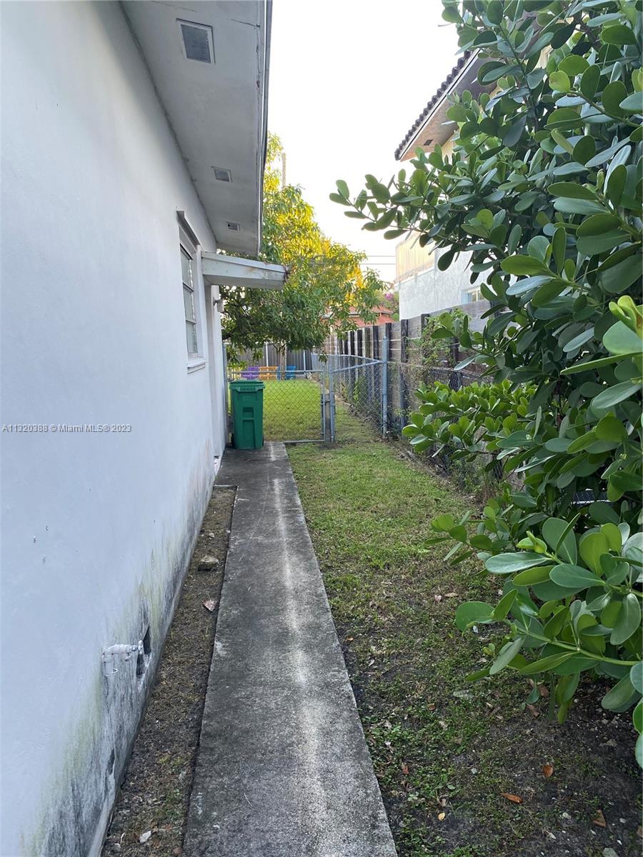 See details / 3113 sq. ft. $ 2022-12-29 0 Photo