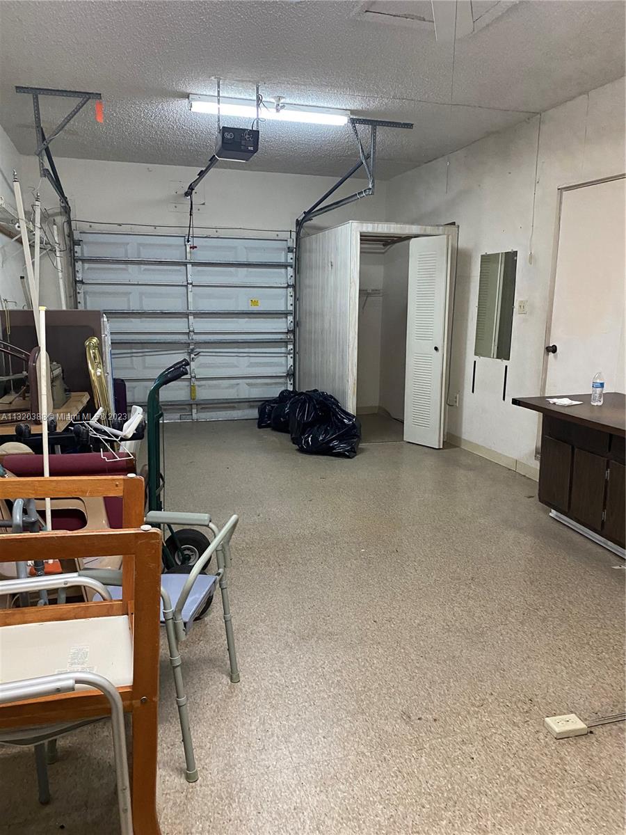 See details / 3113 sq. ft. $ 2022-12-29 0 Photo