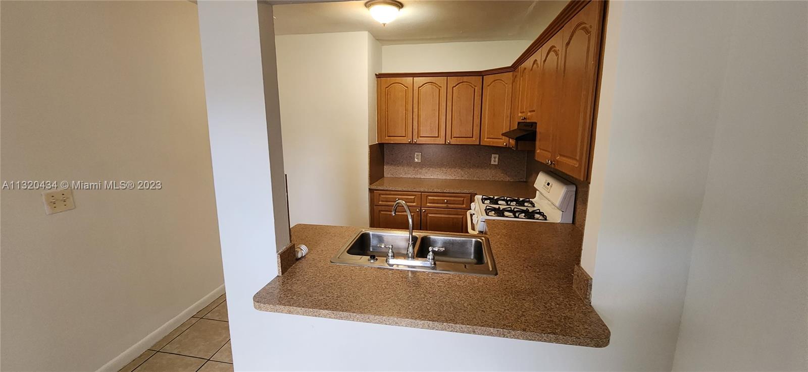See details / 2168 sq. ft. $ 2022-12-29 0 Photo