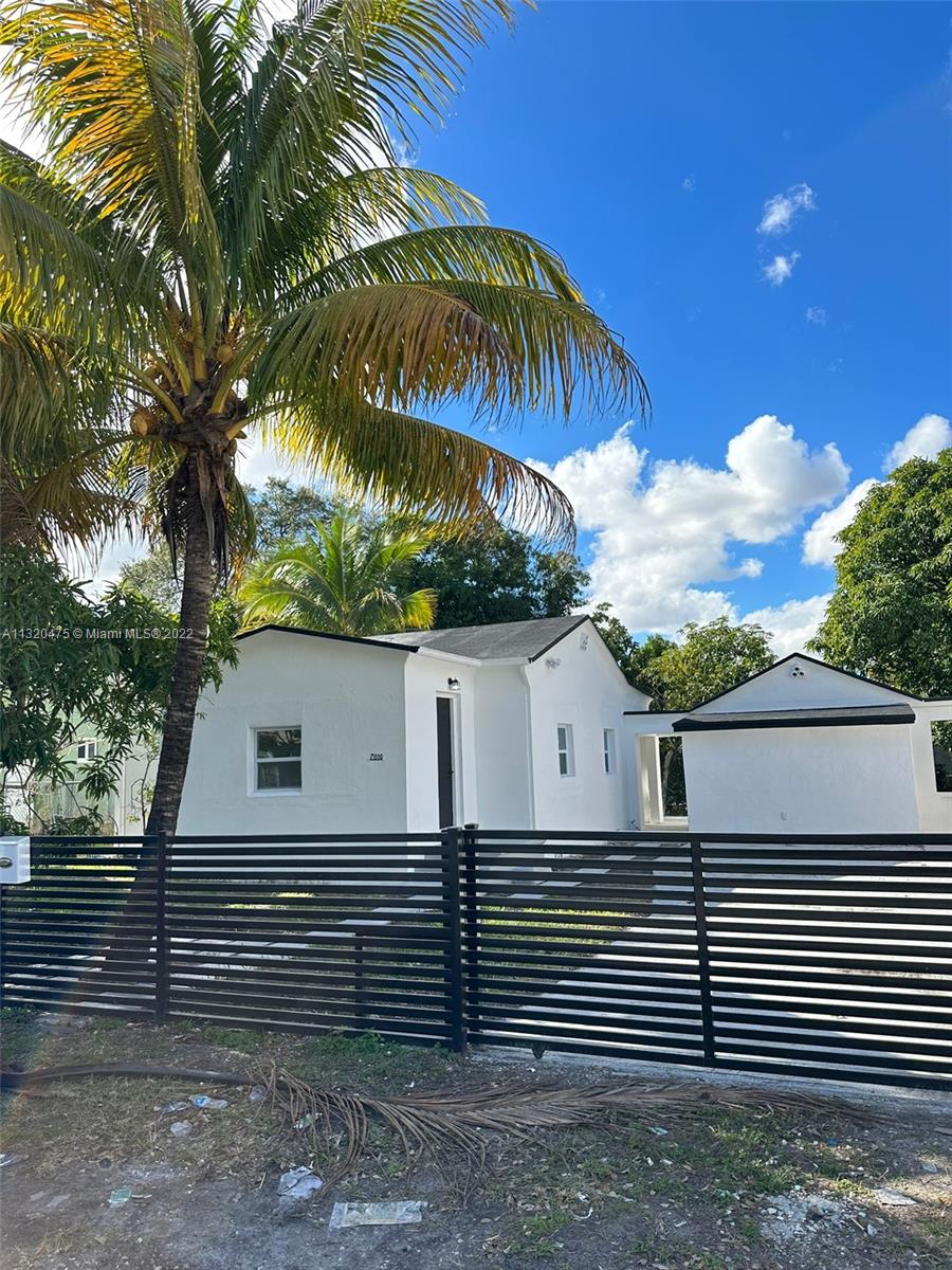 See details / 1484 sq. ft. $ 2022-12-29 0 Photo