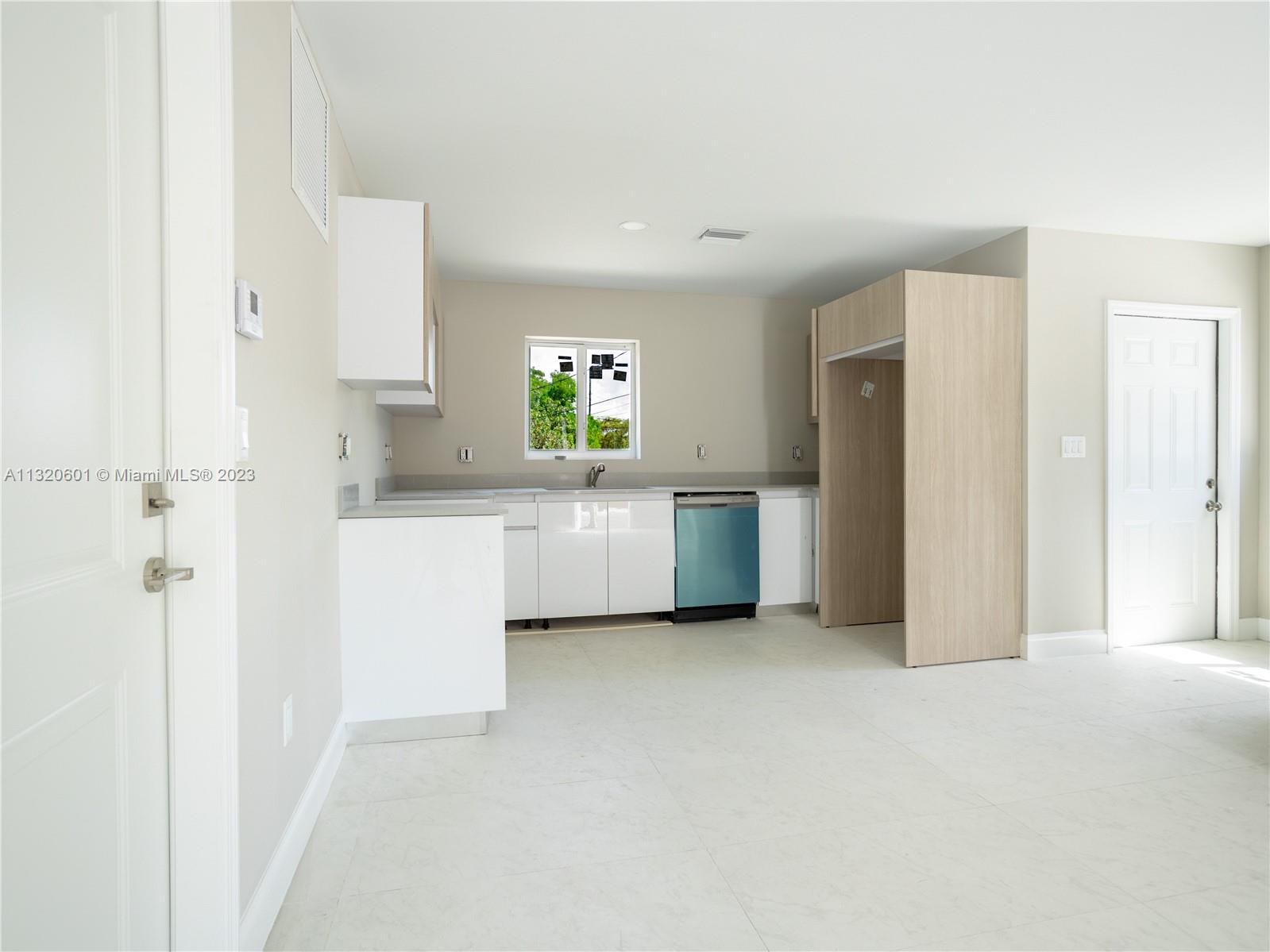 See details / sq. ft. $ 2022-12-29 0 Photo