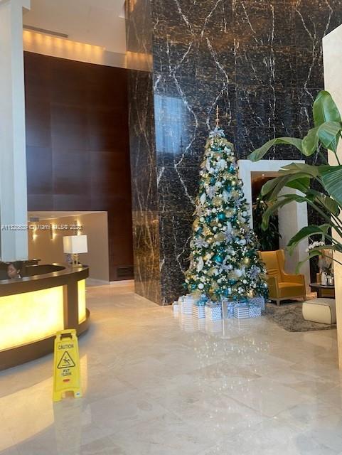 Ver detalles 505 2 / 2 1435 sq. ft. $ 2022-12-30 0 foto