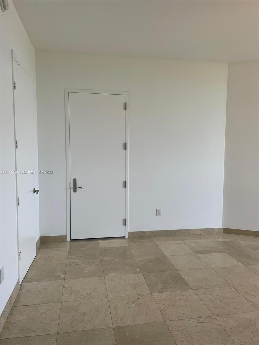 Ver detalles 505 2 / 2 1435 sq. ft. $ 2022-12-30 0 foto
