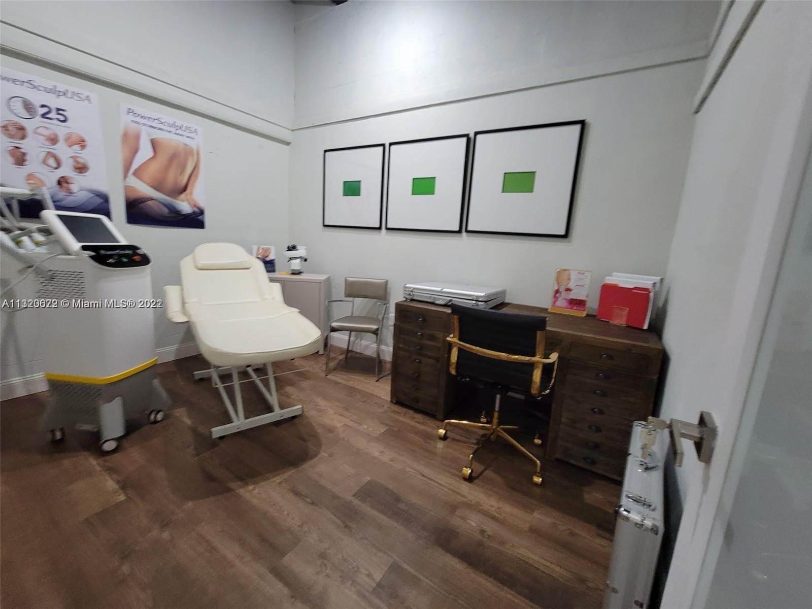 See details / sq. ft. $ 2022-12-30 0 Photo