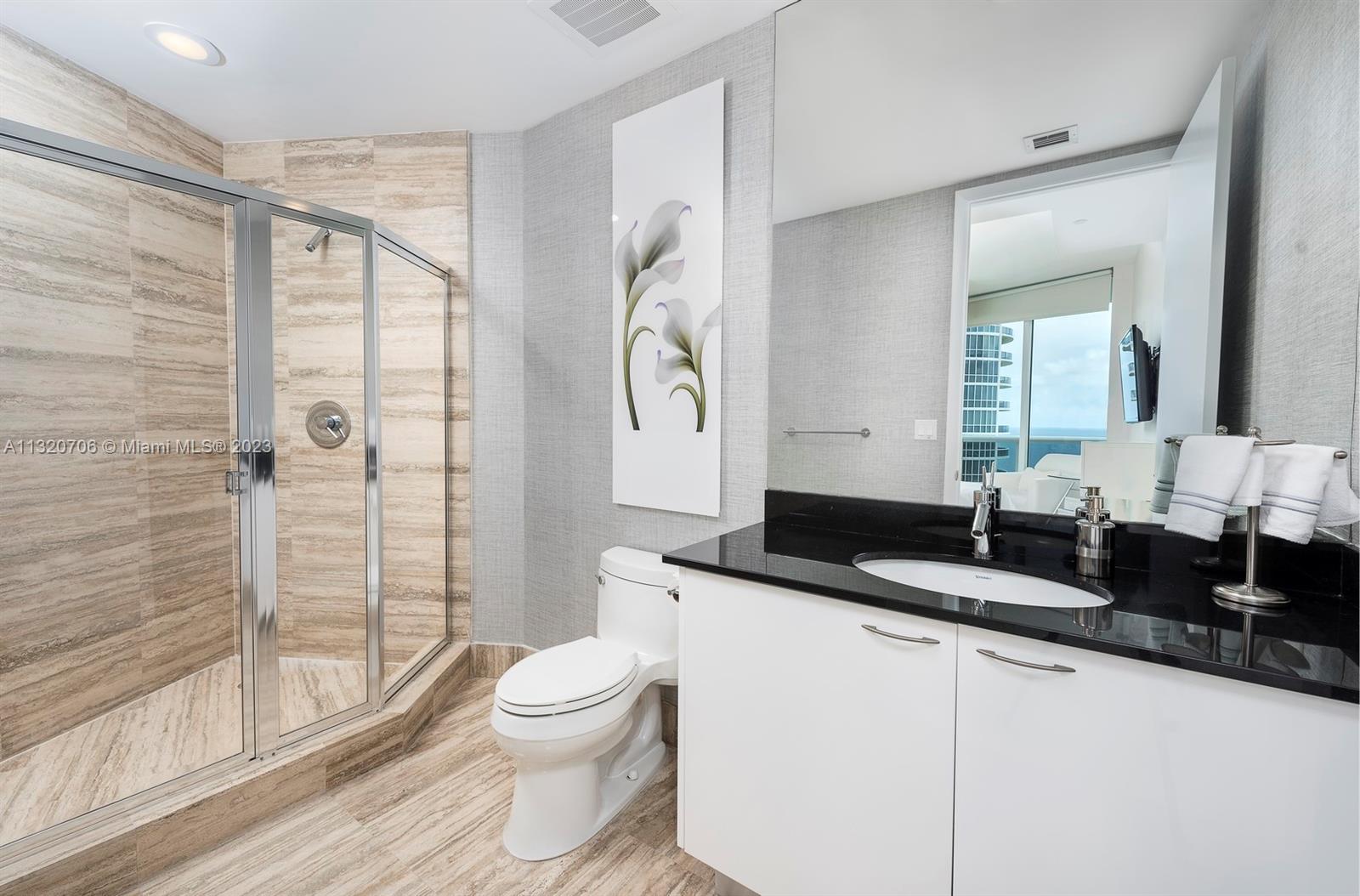 Ver detalles 2307 2 / 3 2106 sq. ft. $ 2022-12-30 0 foto