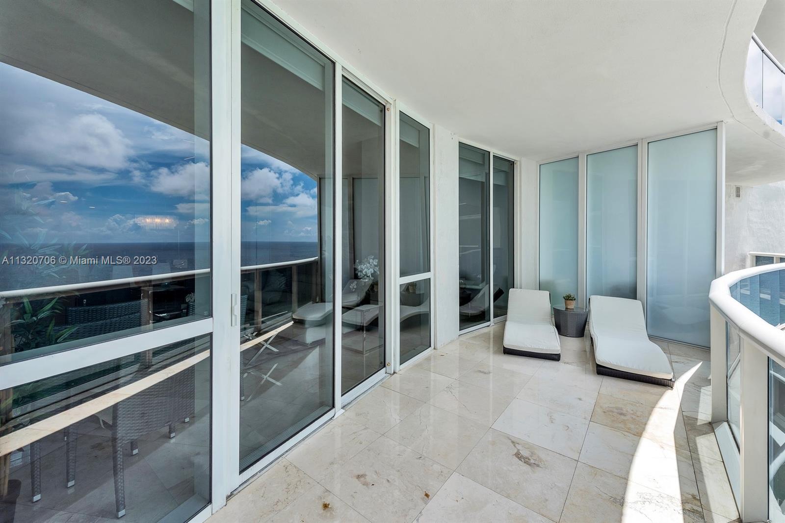Ver detalles 2307 2 / 3 2106 sq. ft. $ 2022-12-30 0 foto