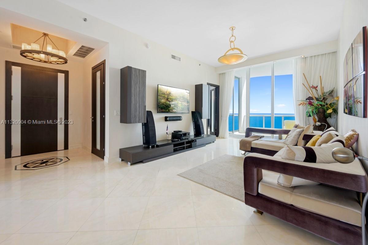 Ver detalles 3806 2 / 4 2327 sq. ft. $ 2023-01-11 0 foto