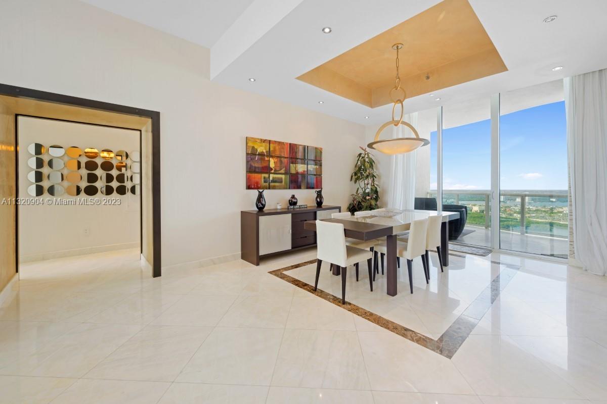 Ver detalles 3806 2 / 4 2327 sq. ft. $ 2023-01-11 0 foto