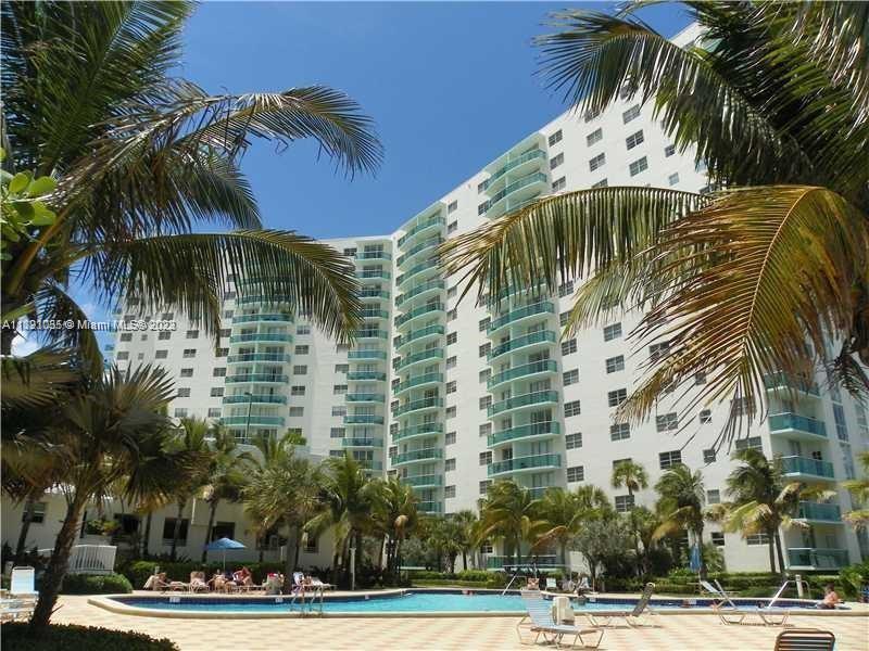Photo of 3001 Ocean Dr #1039, Hollywood, Florida, 33019 -