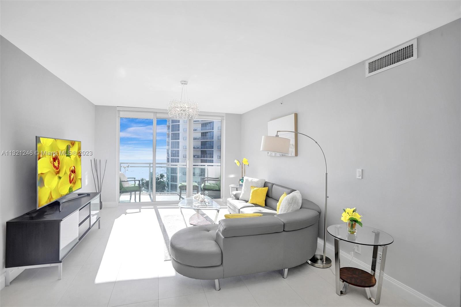 Photo of 3001 Ocean Dr #1025, Hollywood, Florida, 33019 -