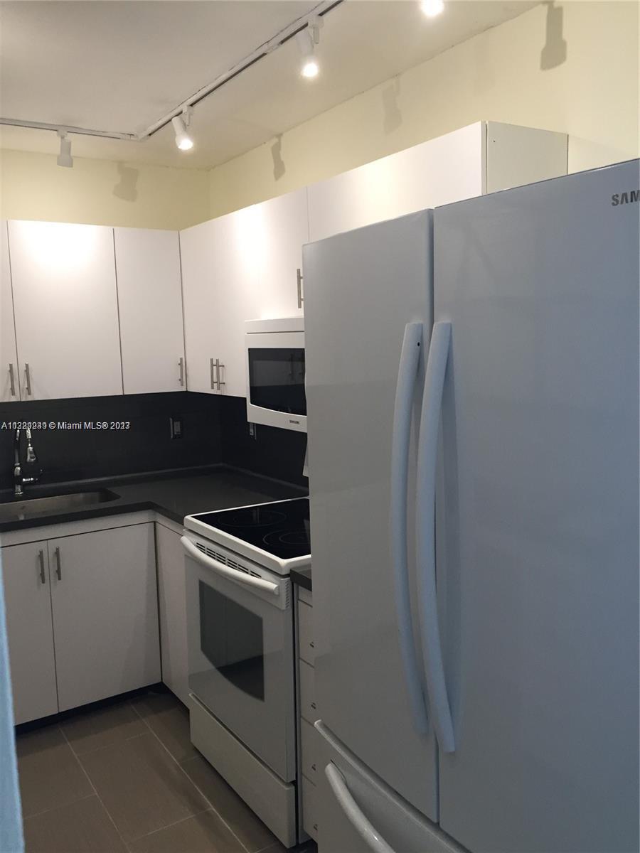 Photo of 2500 Parkview Dr #2004, Hallandale Beach, Florida, 33009 -