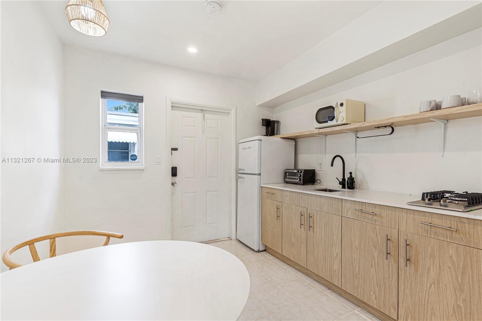 See details / sq. ft. $ 2023-01-02 0 Photo