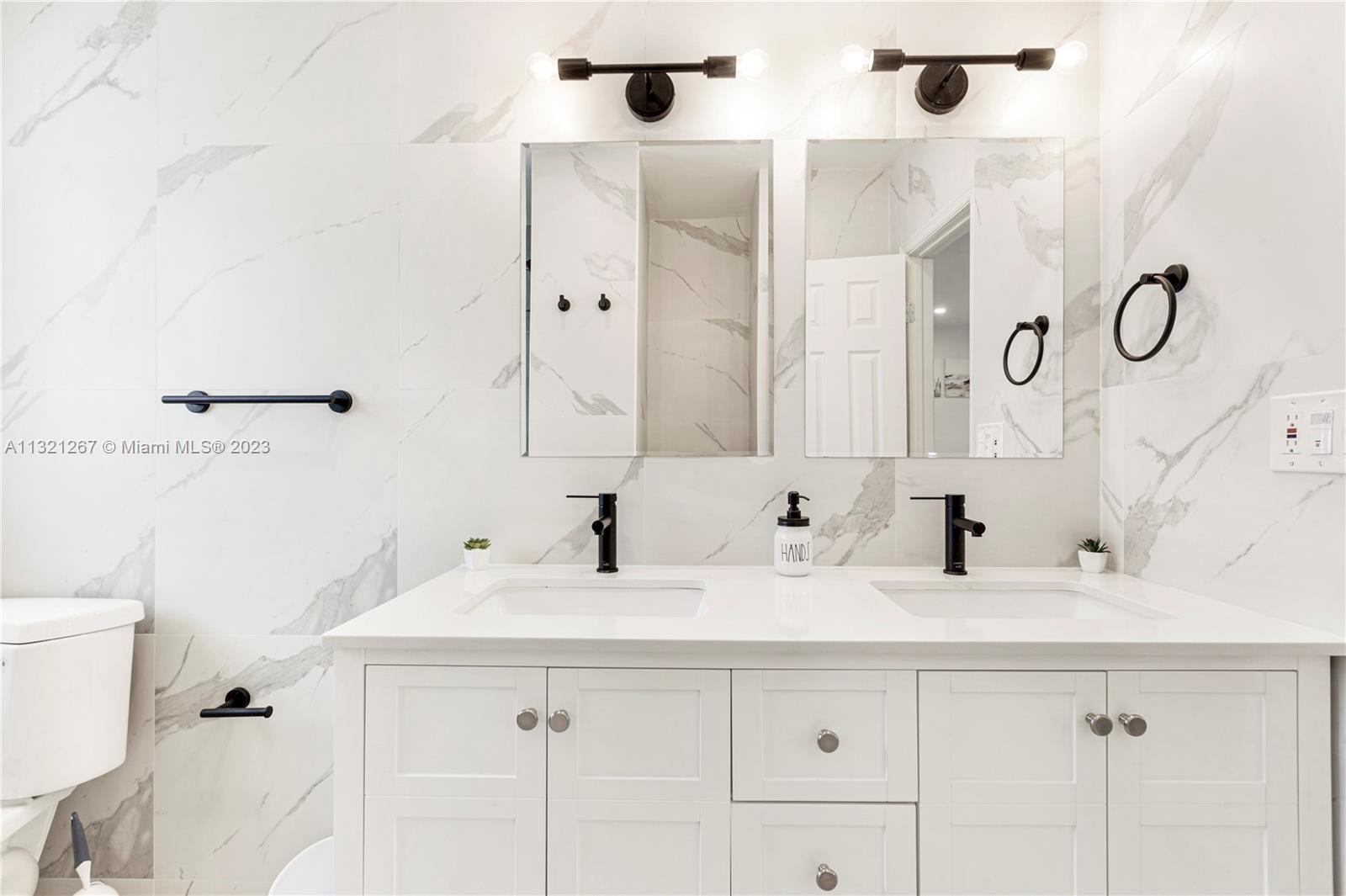 See details / sq. ft. $ 2023-01-02 0 Photo