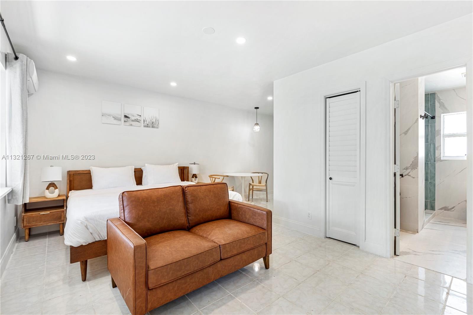 See details / sq. ft. $ 2023-01-02 0 Photo