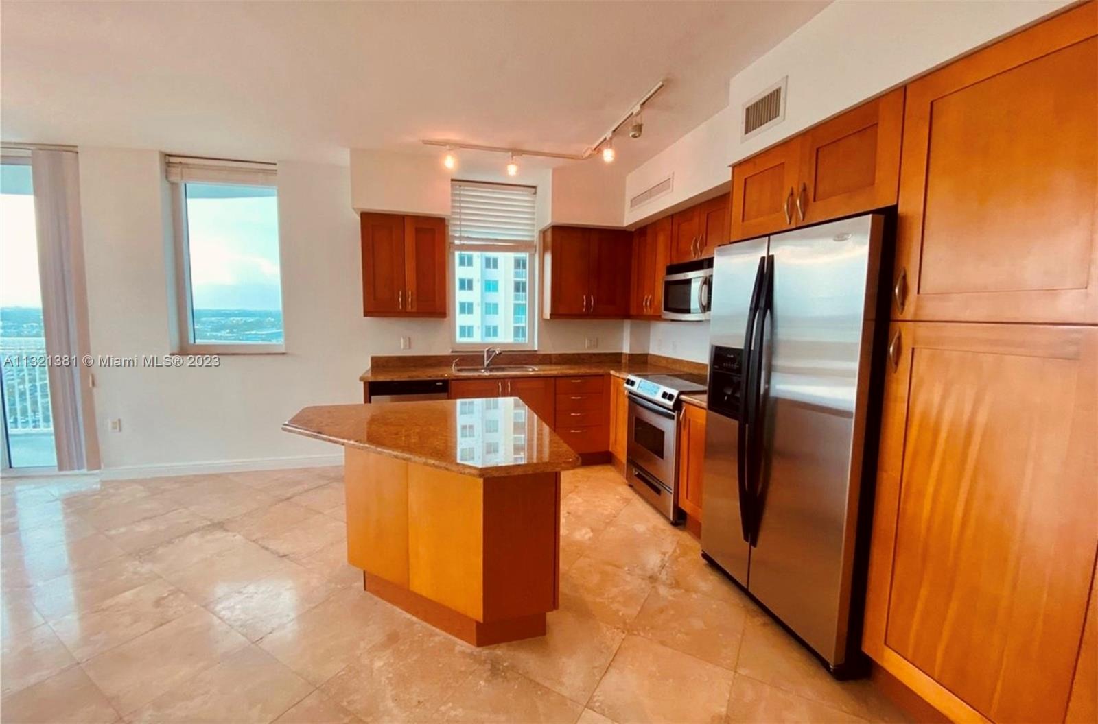 Photo of 1755 Hallandale Beach Blvd #1507E, Hallandale Beach, Florida, 33009 -