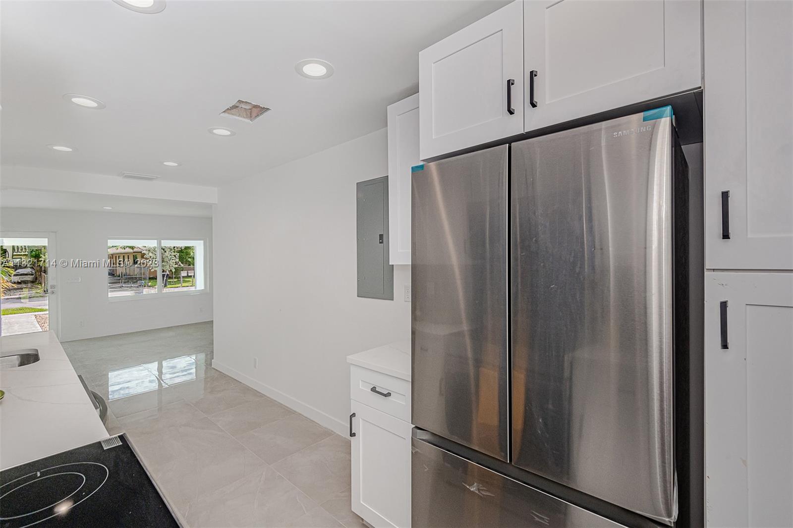 See details / sq. ft. $ 2023-01-13 0 Photo