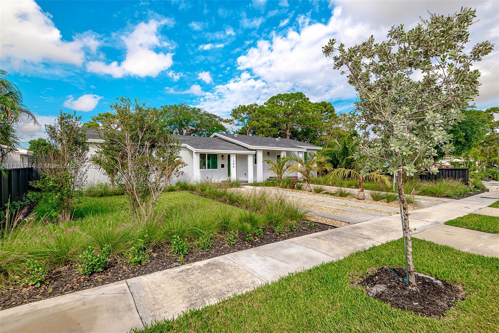 See details / sq. ft. $ 2023-01-13 0 Photo