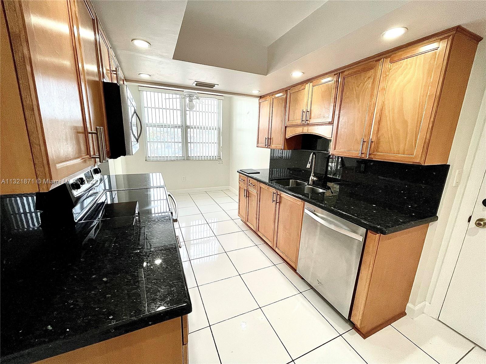 Photo of 1501 Ocean Dr #204, Hollywood, Florida, 33019 -