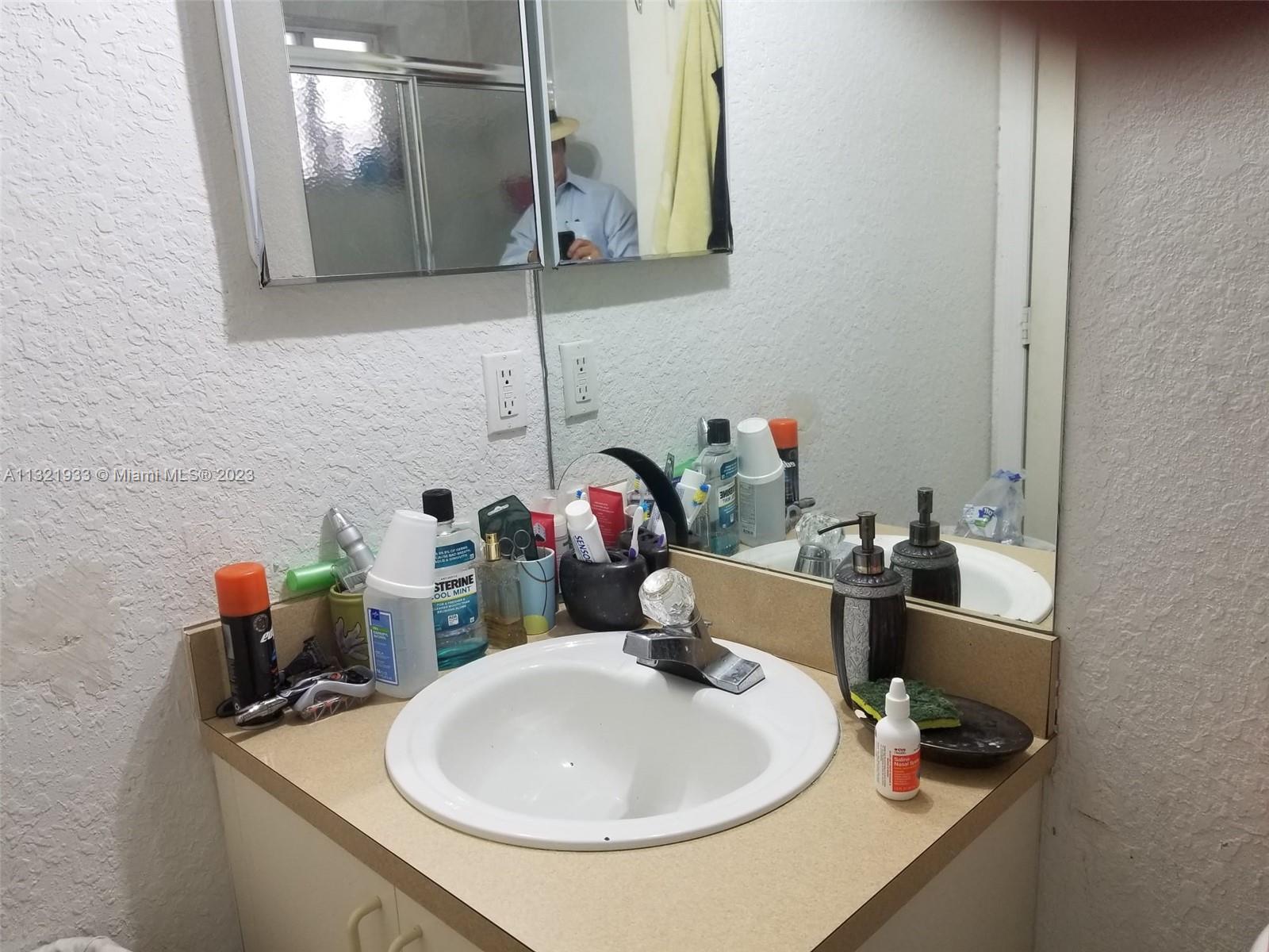See details / 2090 sq. ft. $ 2023-01-03 0 Photo