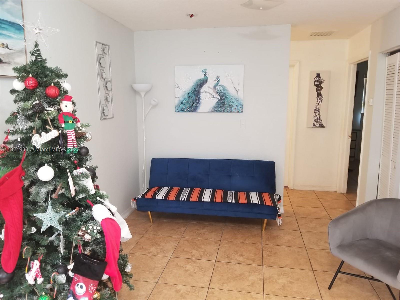 See details / 2090 sq. ft. $ 2023-01-03 0 Photo